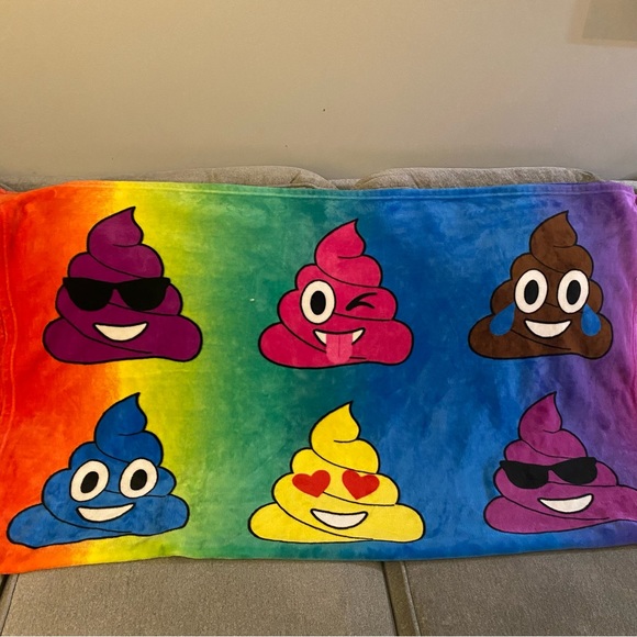 Emoji Blanket - Picture 1 of 5